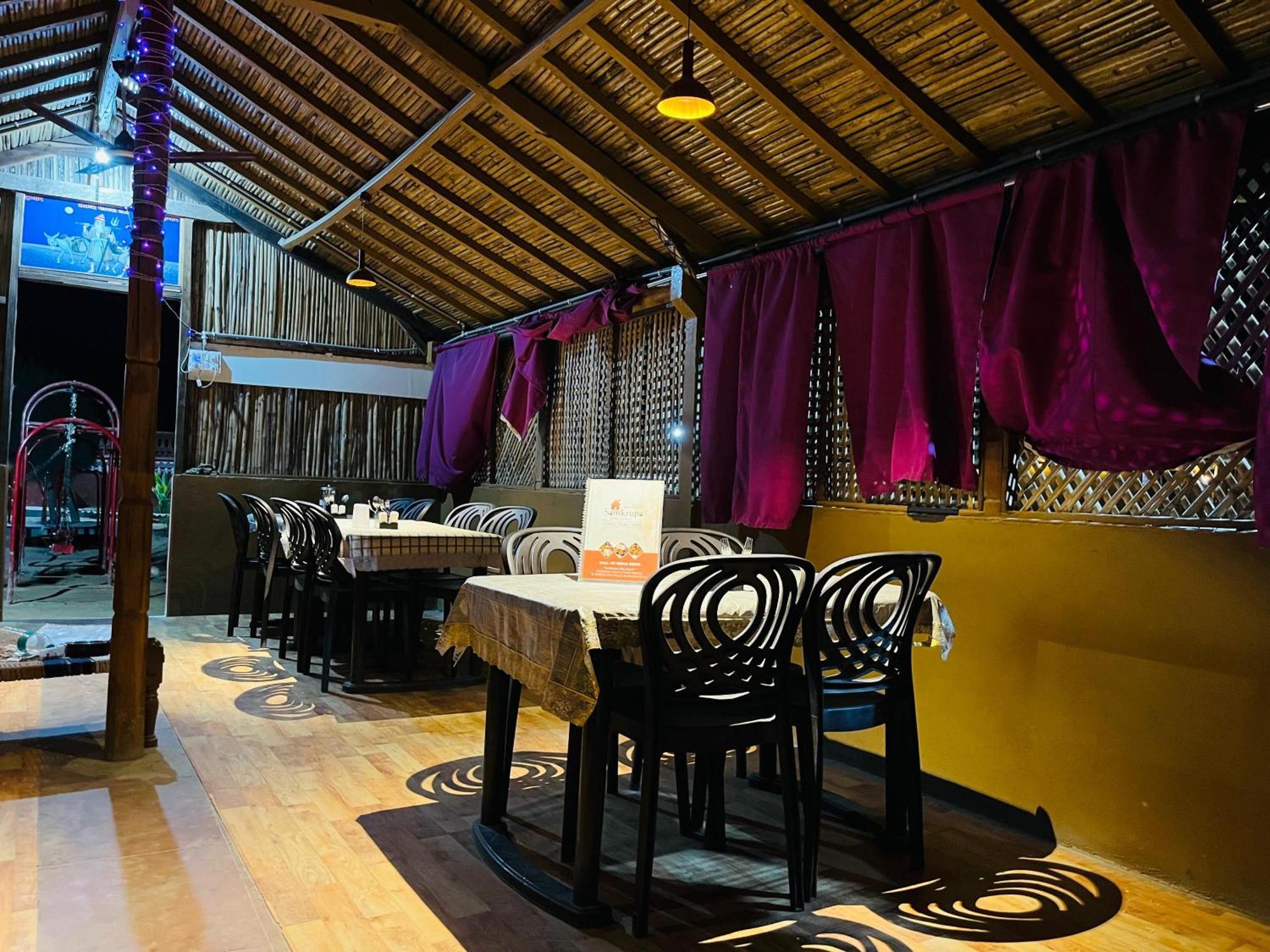 Santkrupa Villa Resort Nakhtrana Buitenkant foto